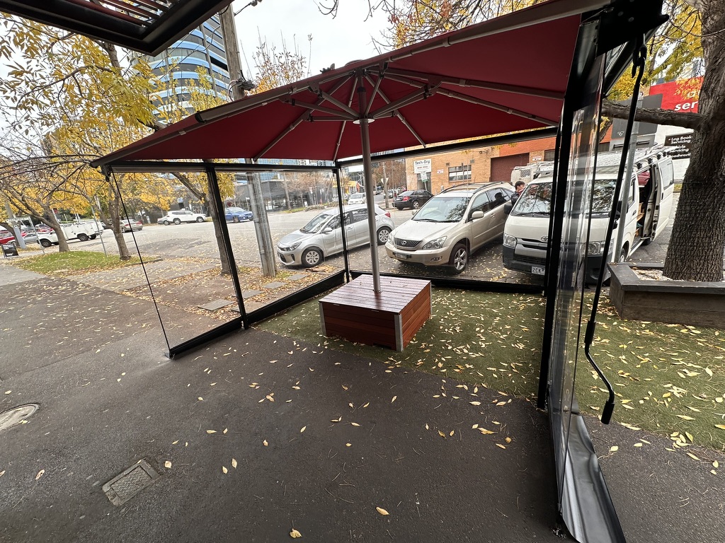 Outdoor blinds for a Dandenong cafe frontage